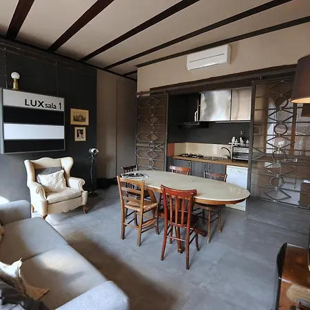 Acacia Firenze Apartments Cumino-Cannella-Curry-2